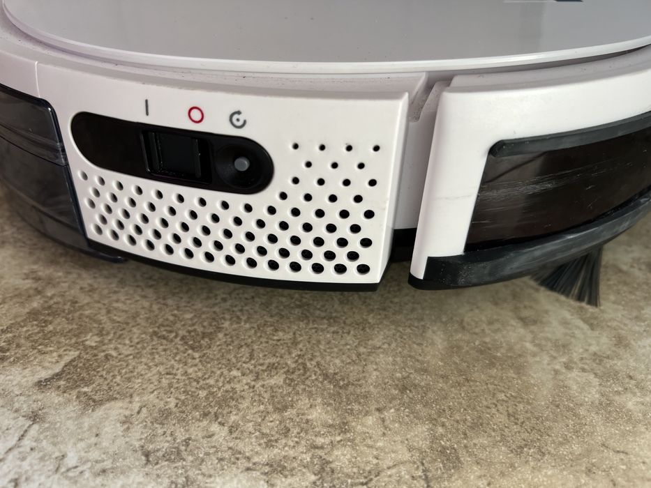 Aspirador robot marca Deebot