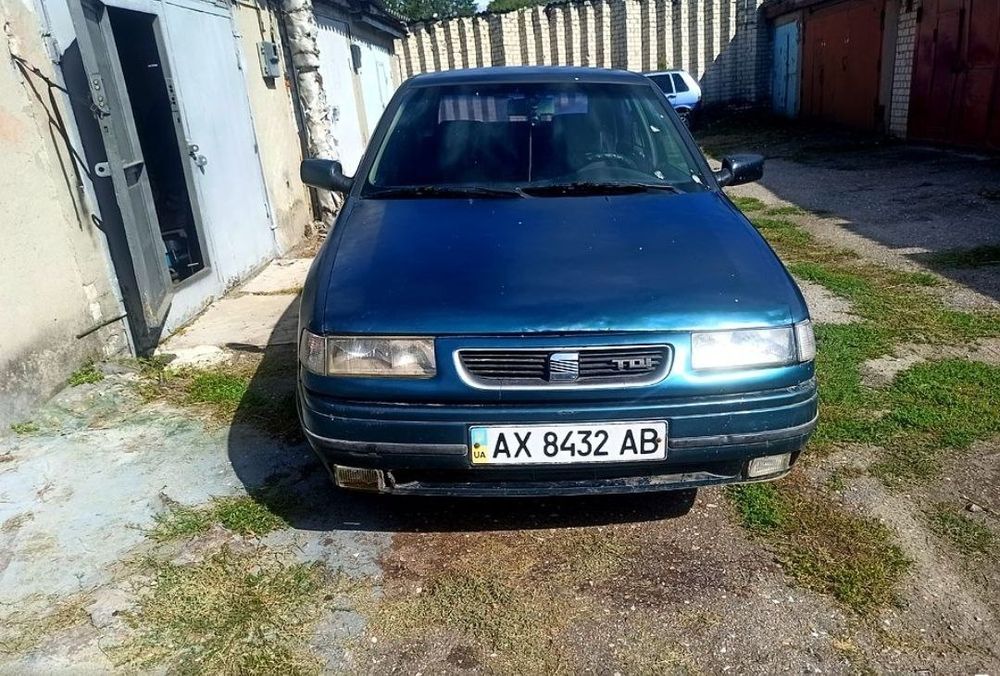 Продам автомобиль Ceat Toledo