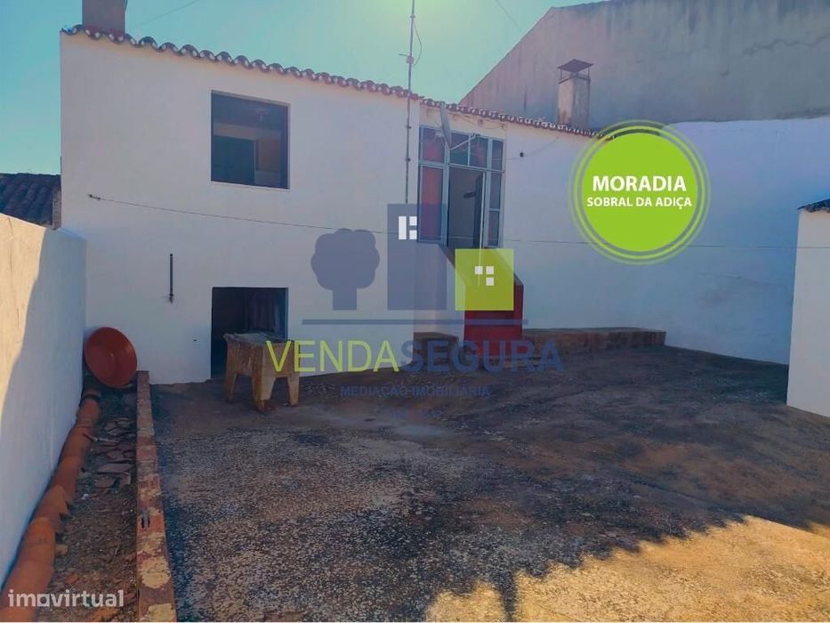 Moradia R/C T5 com quintal | Sobral da Adiça