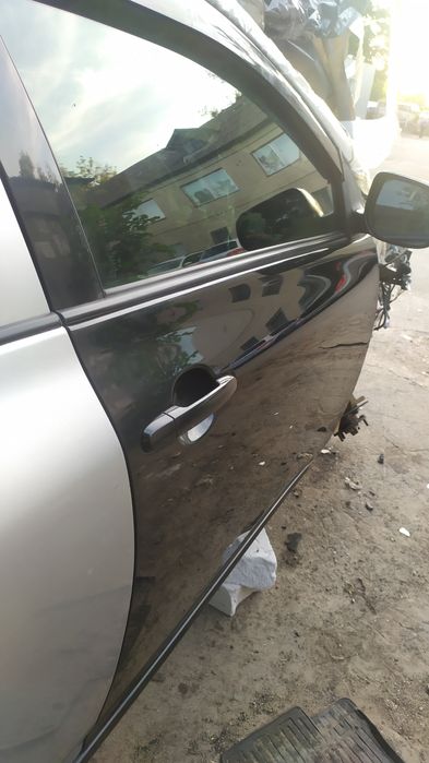 Двери правые Тоёта Королла Е 150, Toyota Corolla E150