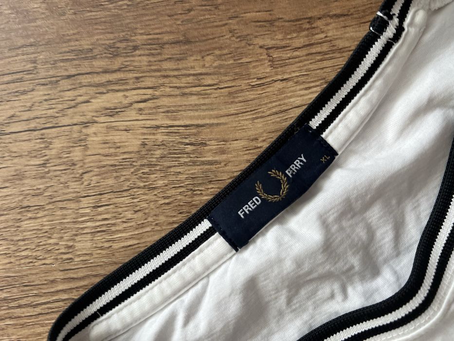 Футболка Fred Perry x Peaceful Hooligan