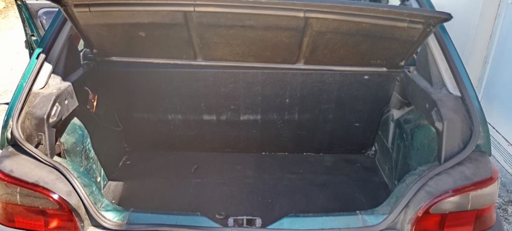 Vendo Citroën saxo 1999, inspecçäo e revisao feita em julho de 2026, pneus novos, gasolina , 342000 km