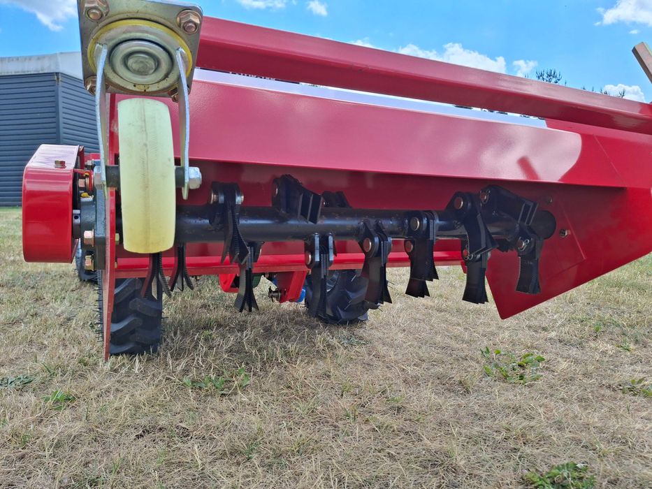 Traktor wielofunkcyjny Cedrus 4x4 C-TUR-18B