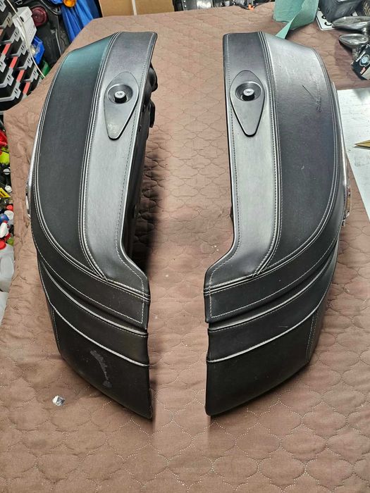 Yamaha XV 1900 Kufry motocyklowe, plus stelaż.