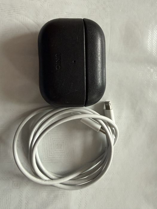 Air Podsy pro 2 skorzane etui.