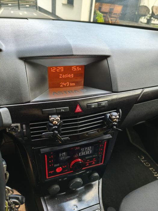 Sprzedam opla astre h 1.6 gtc 115 km z lpg