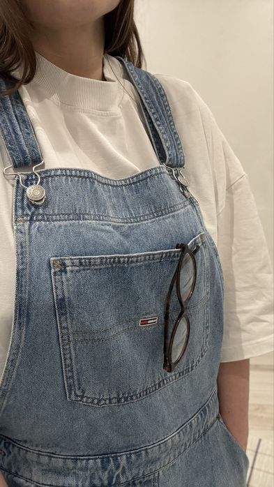 Джинсовий комбінезон Tommy Hilfiger розмір M блакитний