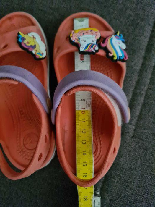 Crocs sandałki lekkie dziewczęce
