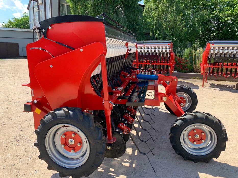 Міні сівалка зернова навісна СЗ 1,8 2,1 2,4 2,7 під трактор Ловол ЮМЗ