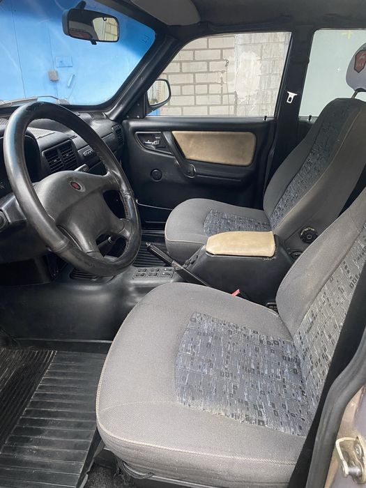 Продаю  автомобиль Волгу 31