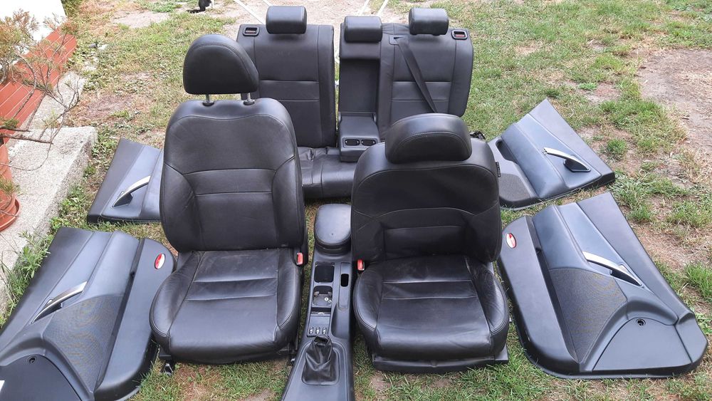 komplet foteli fotele Nissan Primera P12 hb skóra grzane elektryczne