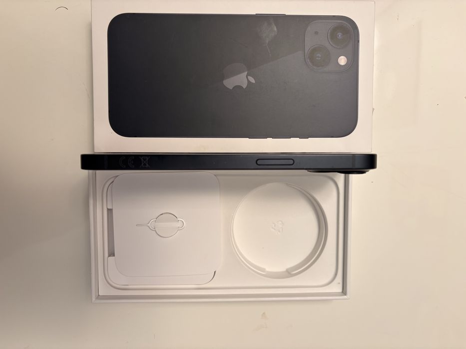 Iphone 13 czarny 128 GB