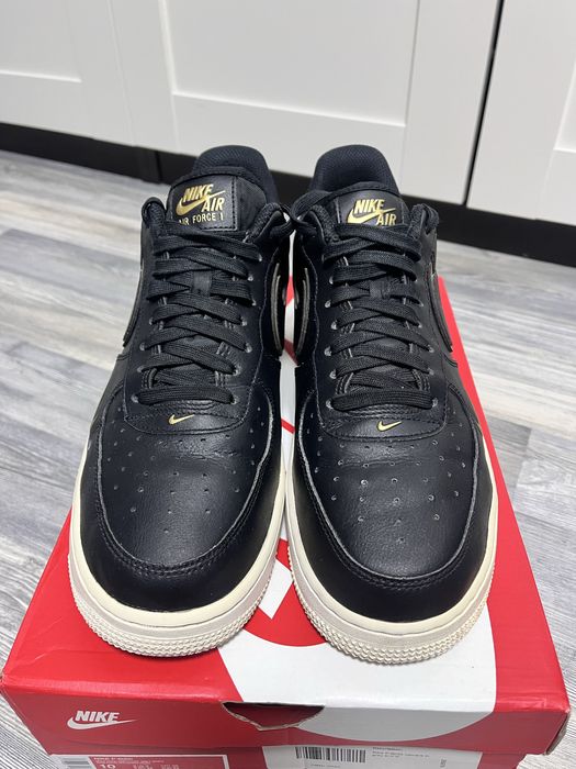 Кроссівки NIKE AIR FORCE 1