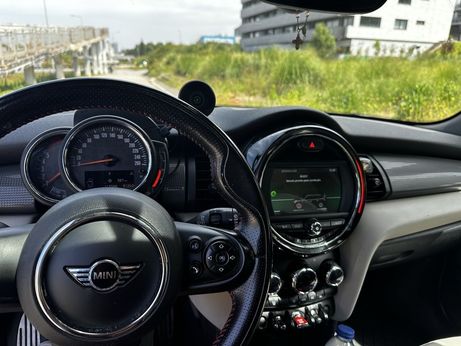 MINI Cooper D 5 Portas Auto JCW – Full Extras – Impecável