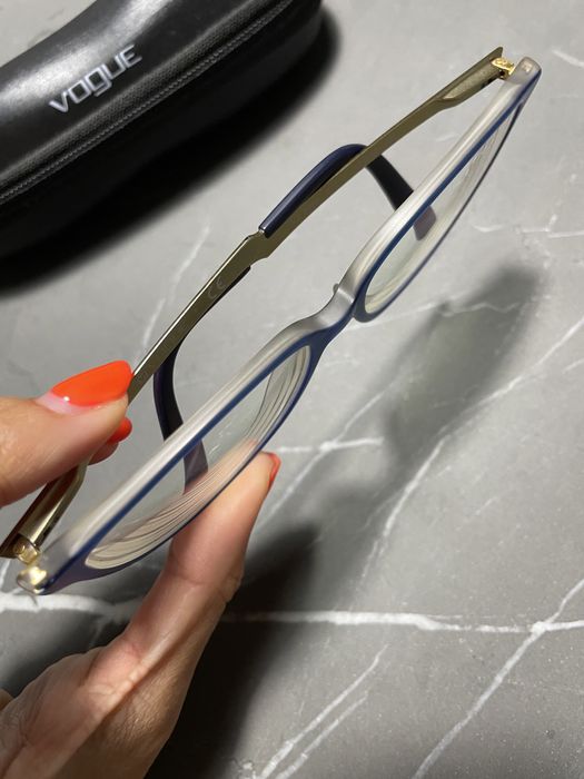 Vendo Óculos Vogue (novos)