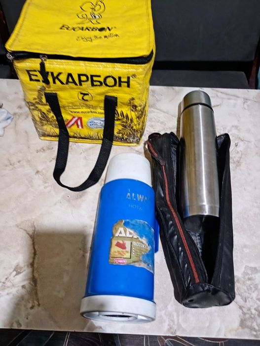 Термосы и термо сумка.