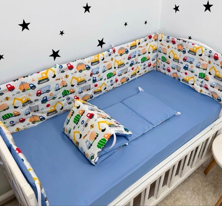 Стьогані бортики на 3 сторони ліжечка