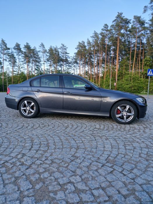 Sprzedam bmw e90 automat 2.0d