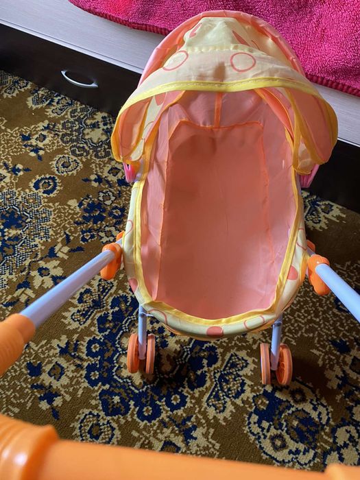 Дитяча коляска для ляльок