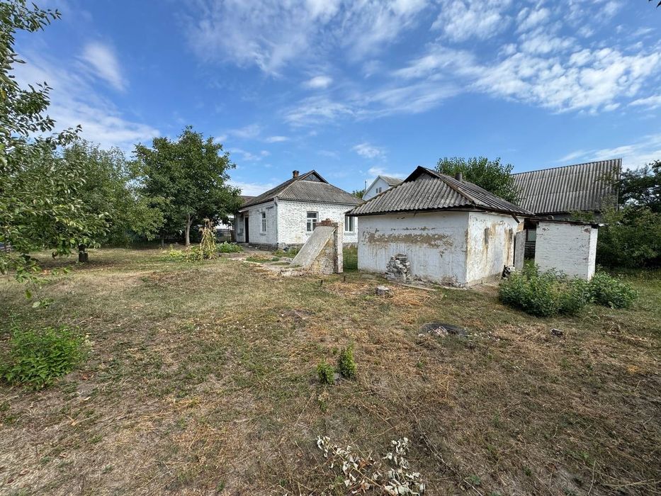 Продається будинок 51м² земельна ділянка 7 соток.  Р-н 3 школи