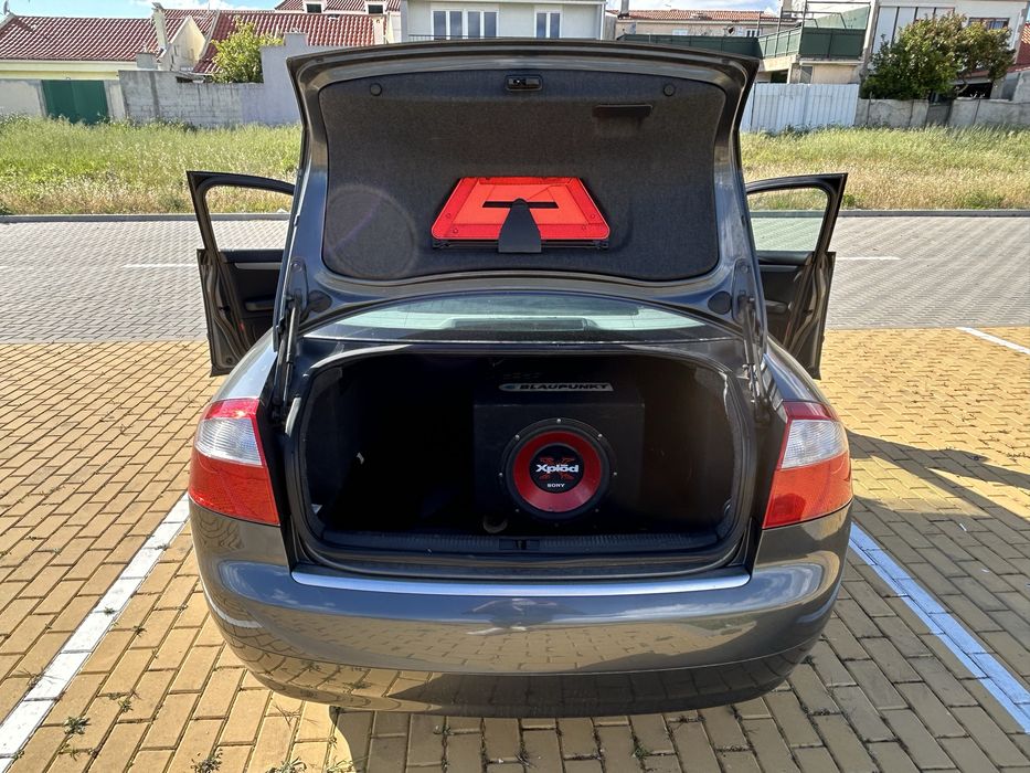 AUDI A4 1.9 TDI 130CV 2001