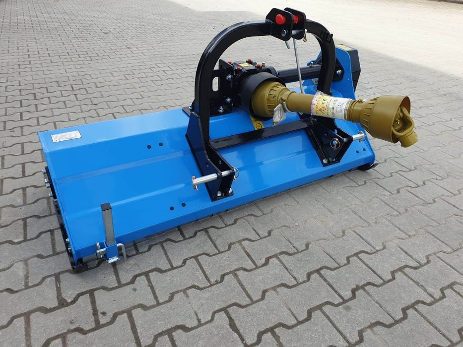 Mocna kosiarka bijakowa Agrostar do trawy nieużytków AM 155 cm