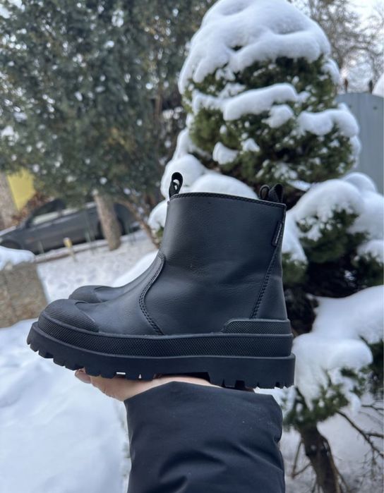 Чобітки h&m челсі