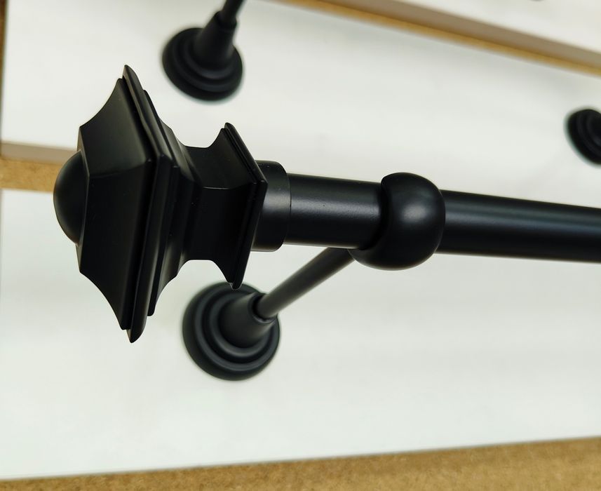 Карниз чёрный матовый 19мм(одинарный)