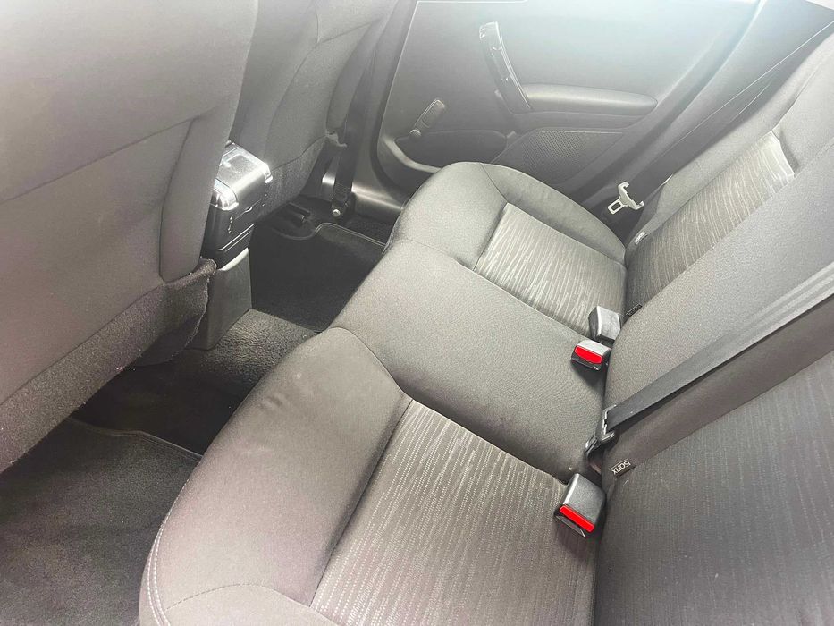Peugeot 208 1.2 82cv 2013 Gasolina