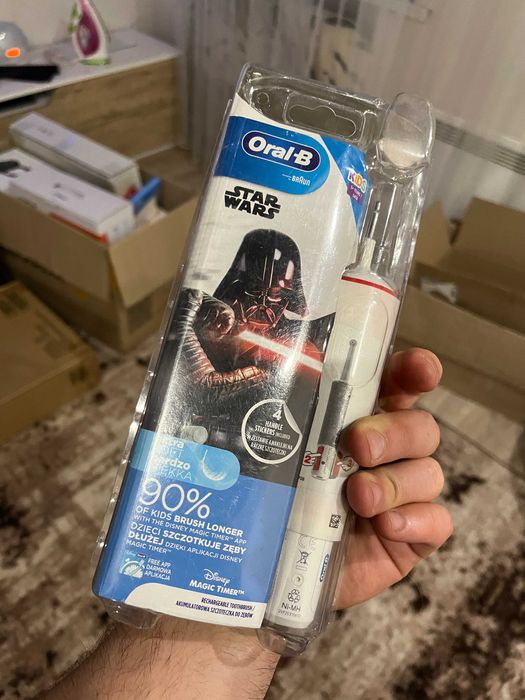 Електрична зубна щітка Oral-B