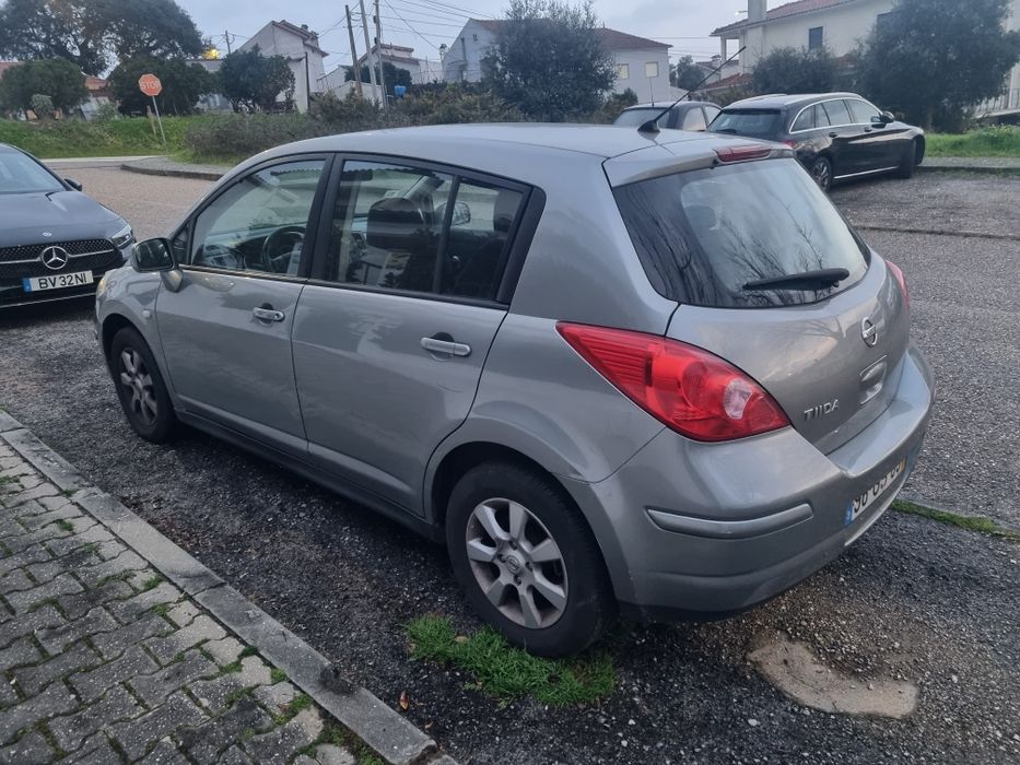 Nissan Tiida (2008)