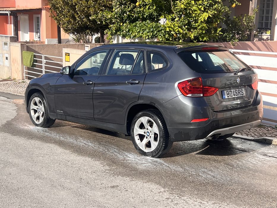 BMW X1 sDrive 18d Lounge 2013