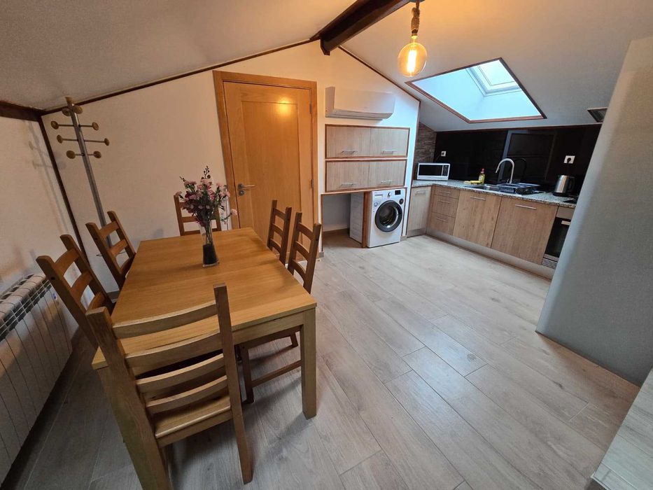 Vende-se Casa T3 + T2