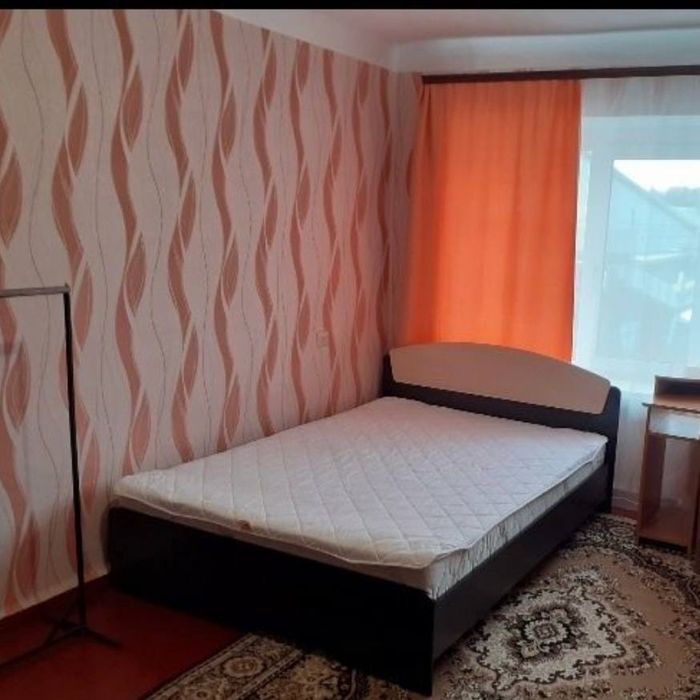 Мед Академія поруч зупинка гарний стан