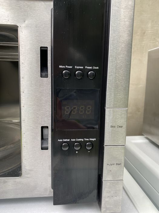 Мікрохвильова піч Baumatic-PRO MMG50K-10 Стан: б/у, ідеальний