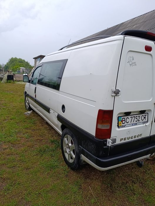 Pegout expert 2004 maxi 2.0