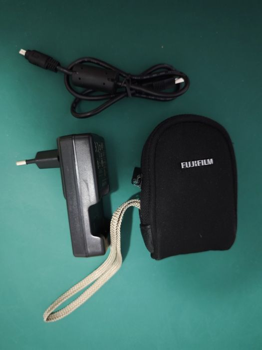 Máquina Fujifilm, Máquina Fotográfica Fujifilm FinePix JX300 –