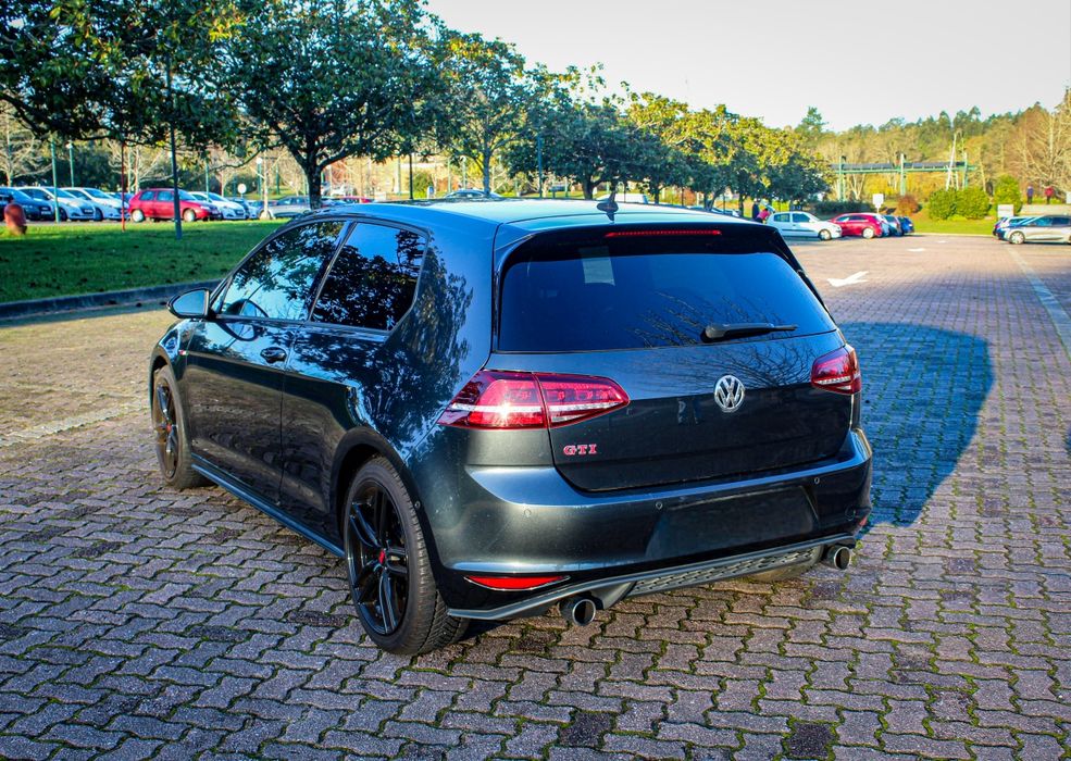 Volkswagen Golf 2.0 TSi GTi DSG Performance