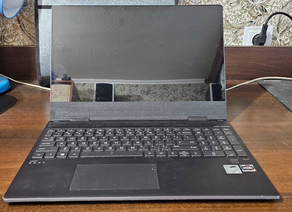 HP ENVY X360 15m