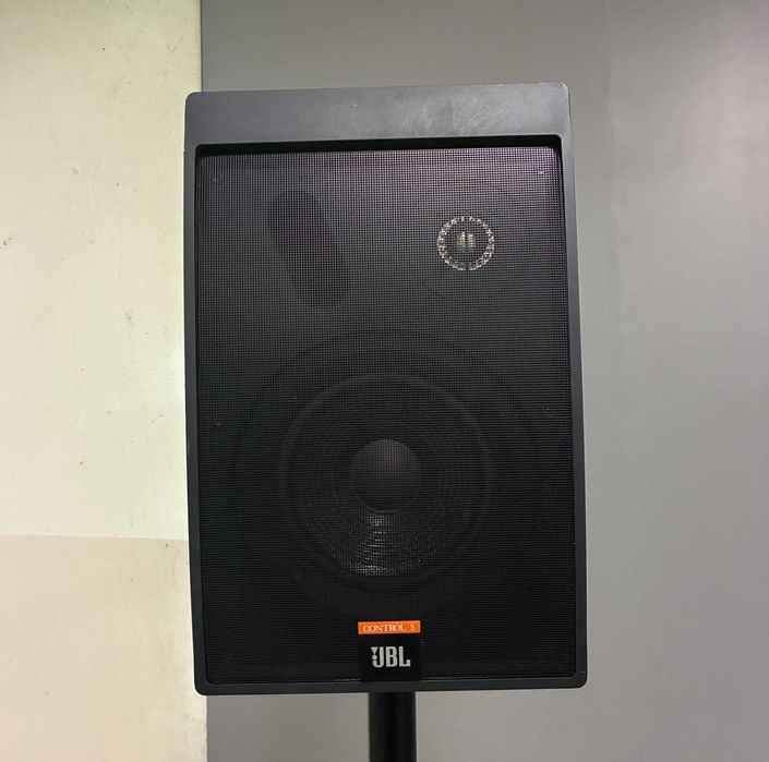 Conjunto de Colunas Control 5 JBL + Subwoofer SB-5 - 1 Und.