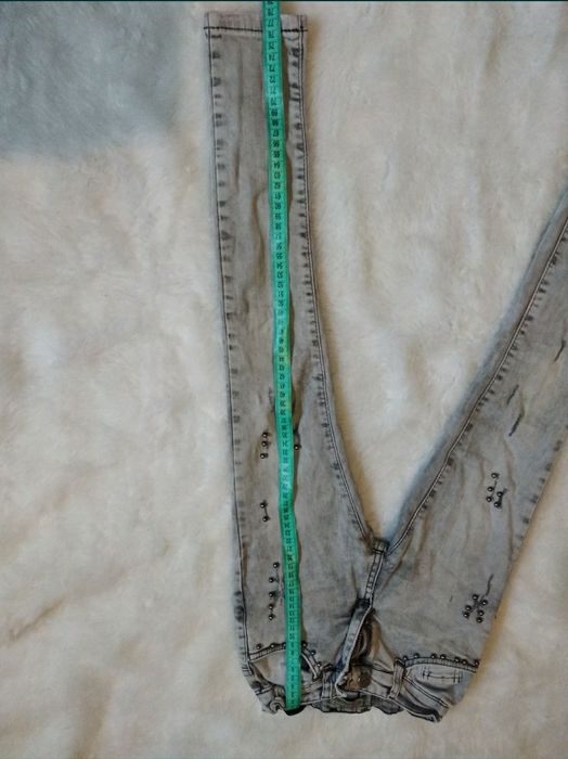 Джинси skinny .Завужені джинси