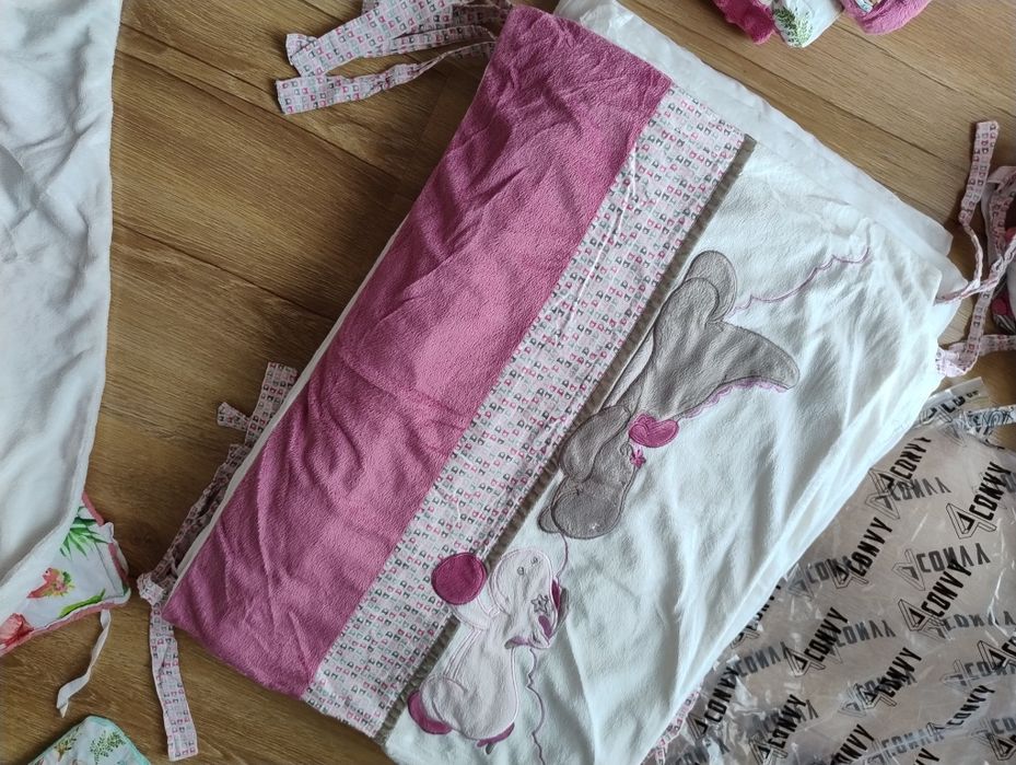 Ochraniacz na łóżeczko