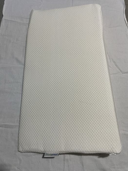 Almofada elevatória para bebé