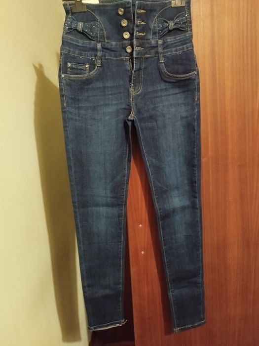 Calças ganga cintura subida novas