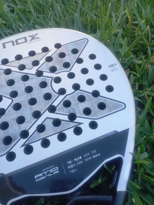 Raquete de Padel - NOX At10 Genius 18K Agustin Tapia 2024