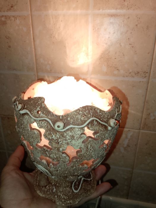 Продам соляную лампу.