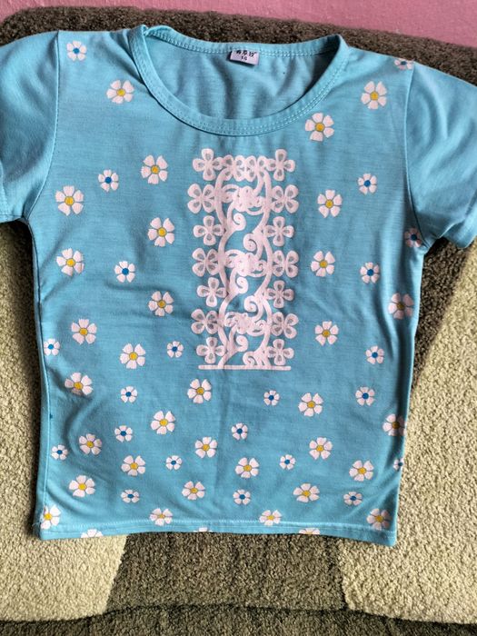 Одяг для дівчинки