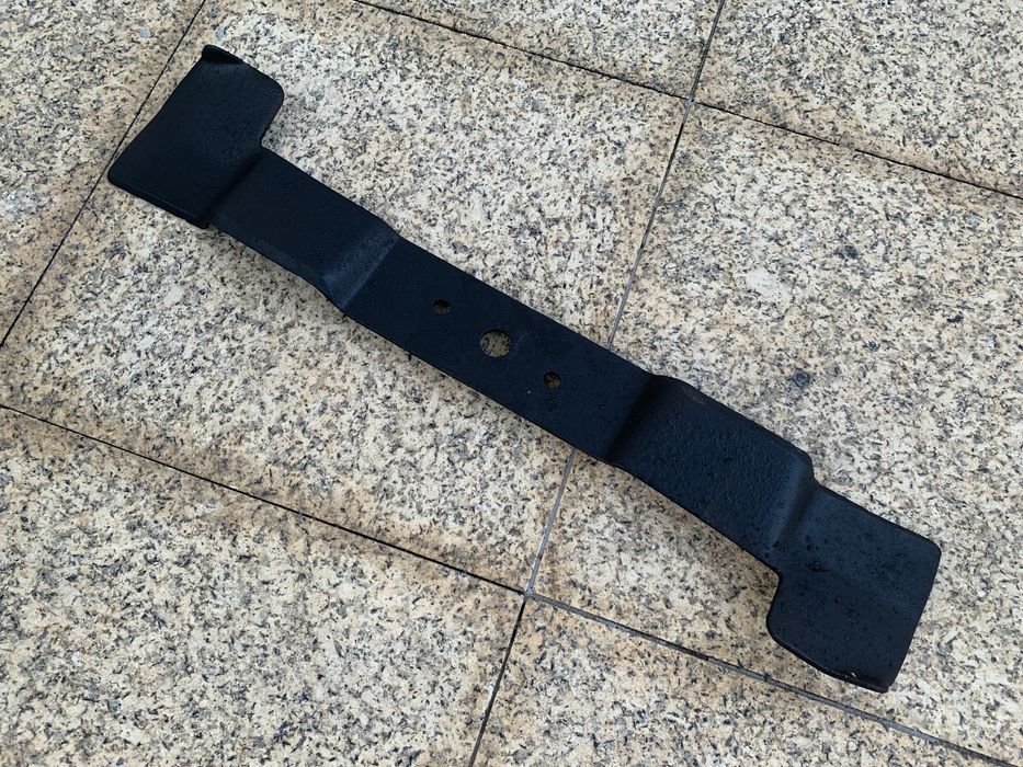 Lamina para Máquina de Cortar Relva STIHL / GARDENA