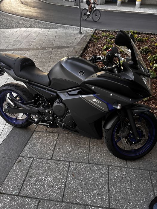 Motocykl yamha xj6 diversion