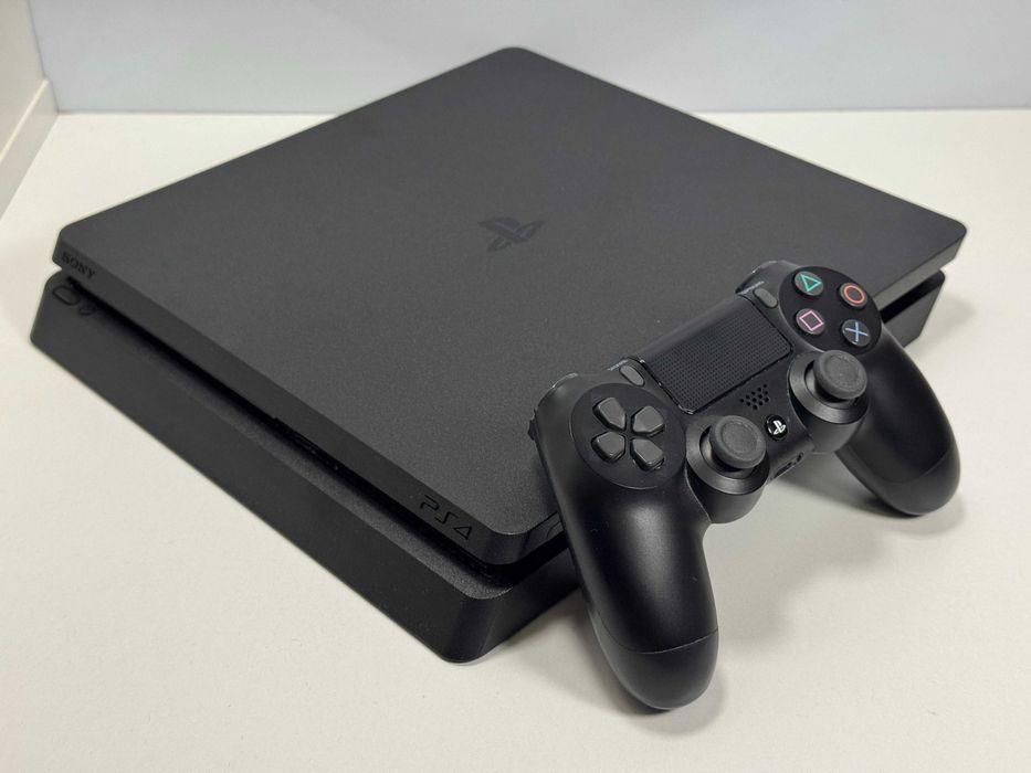 ps4本体 コントローラー2台　ソフト4本 SONY - プレステ4 セット販売！ Dla Ciebie wszystko - ps4